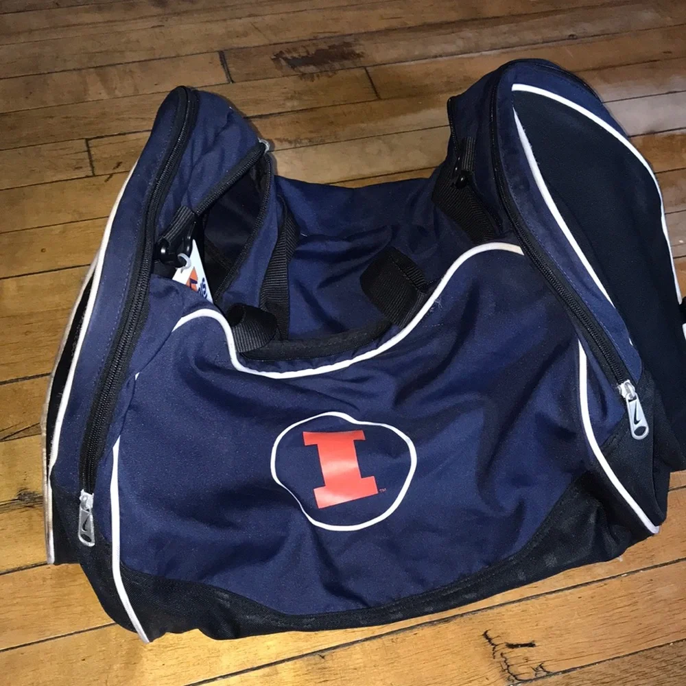 Illinois Illini Nike Navy Duffel Bag with Orange 'I' Accent